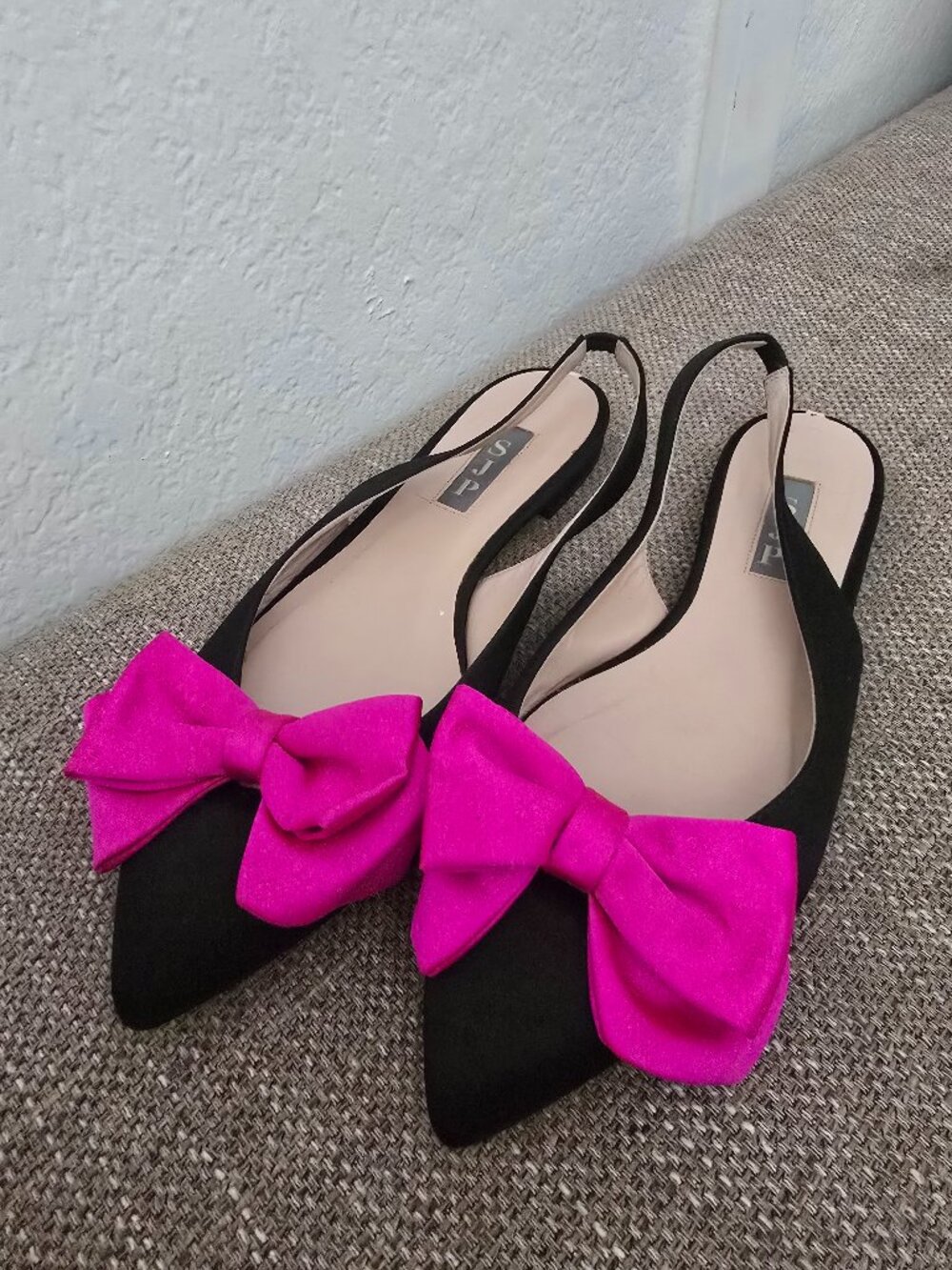 SJP by Sarah Jessica Parker Flats size 37